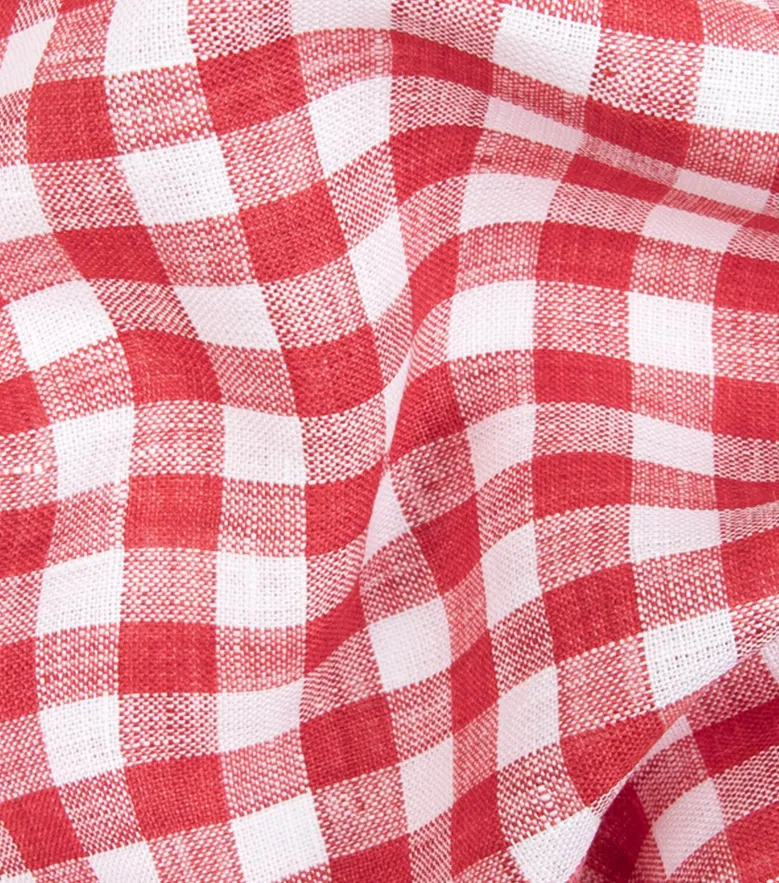 Bügelleichtes, schlichtes weißes Popeline-Hemd