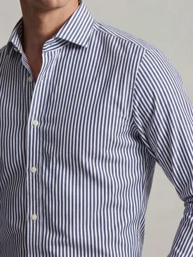 Eisenfreies Hemd aus marineblauem Twill mit Streifenmuster